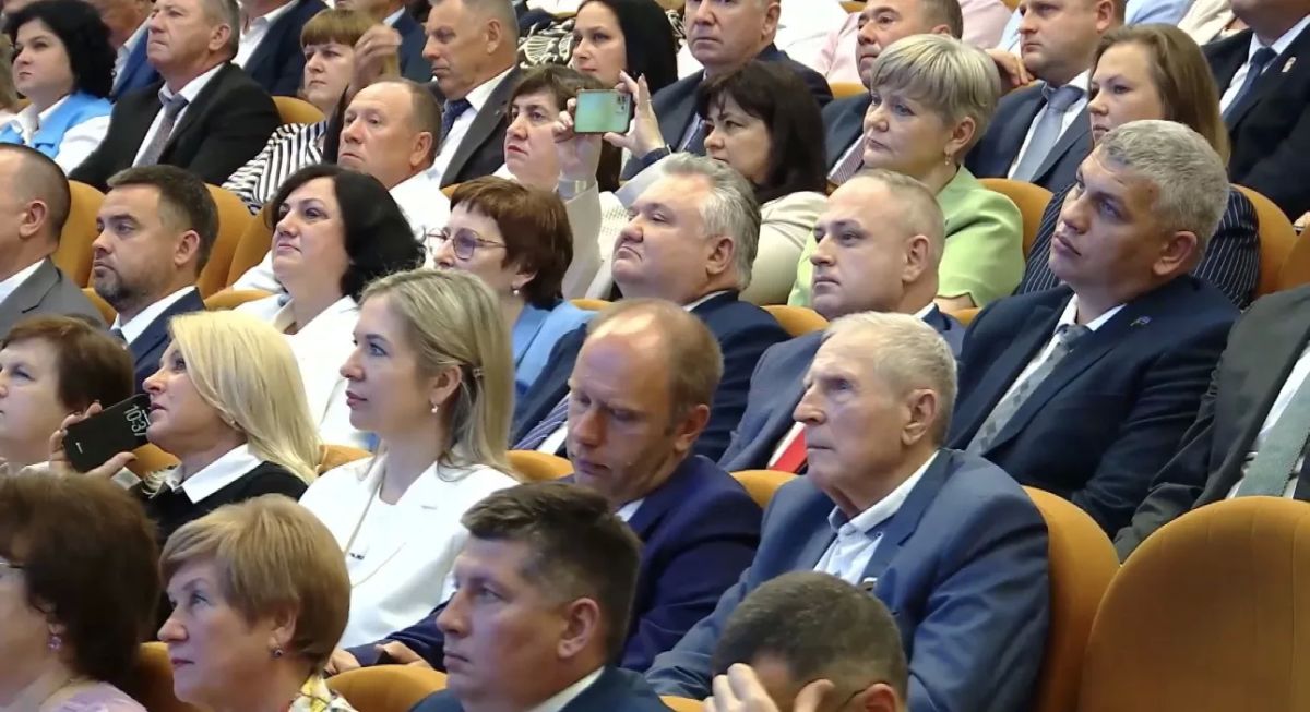 Максим Косенков: Сегодня Глава Тамбовской области Евгений Алексеевич Первышов на расширенном заседании Тамбовской областной Думы представил отчет о результатах деятельности Правительства в 2025 году Максим Косенков: Сегодня Глава Тамбовской области Евгений Алексеевич Первышов на расширенном заседании Тамбовской областной Думы представил отчет о результатах деятельности Правительства в 2025 году