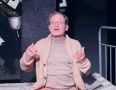 В Молодёжном театре покажут моноспектакль «Настройщик» (16+) с артистом театра и кино Алексеем Ошурковым в главной роли