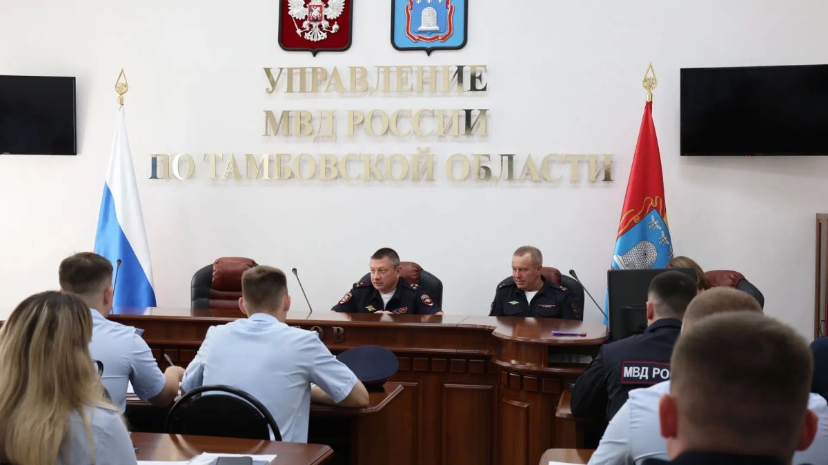 Заместитель начальника УМВД встретился с выпускниками образовательных учреждений МВД России