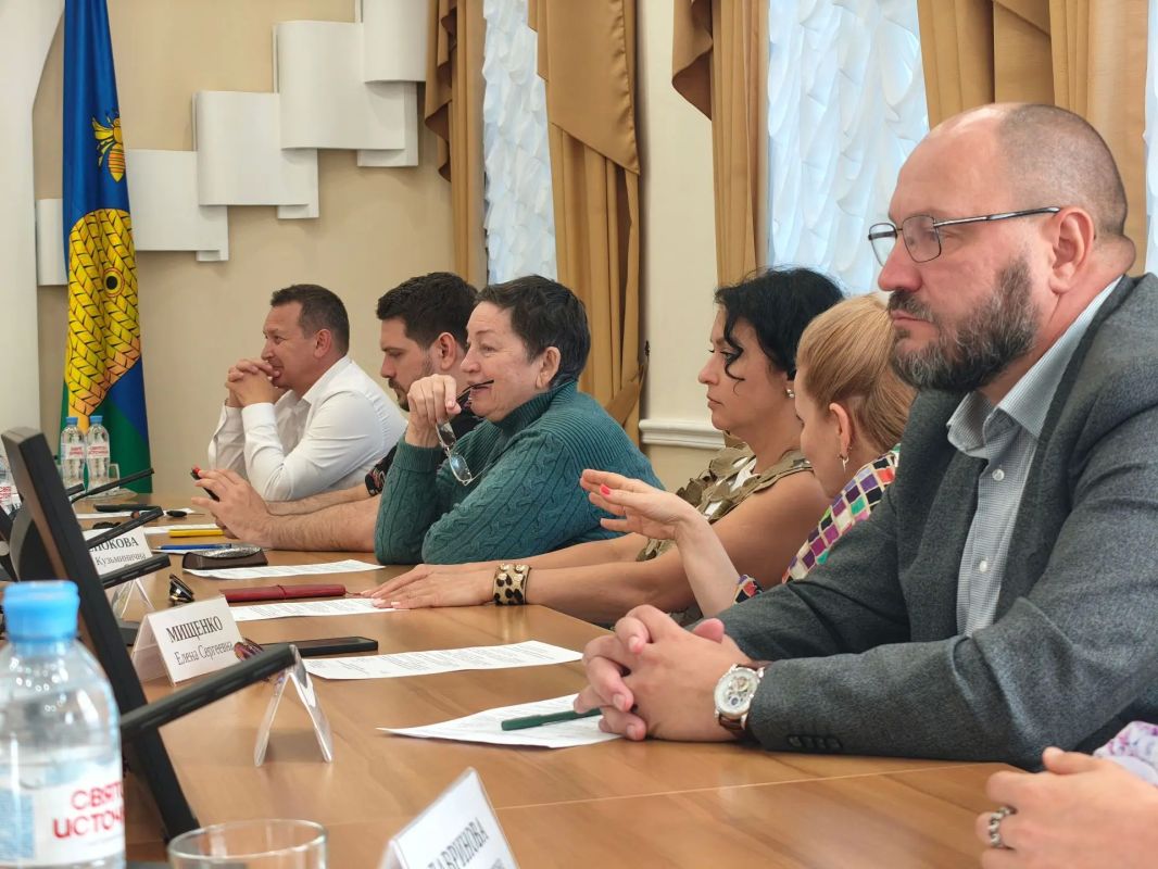 Под председательством главы администрации Тамбова Максима Косенкова прошло очередное заседание Градостроительного совета Под председательством главы администрации Тамбова Максима Косенкова прошло очередное заседание Градостроительного совета
