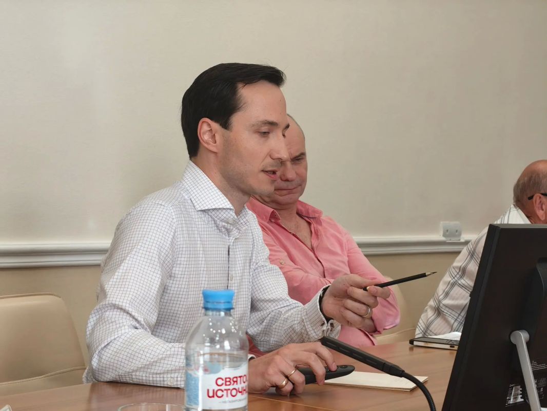Под председательством главы администрации Тамбова Максима Косенкова прошло очередное заседание Градостроительного совета Под председательством главы администрации Тамбова Максима Косенкова прошло очередное заседание Градостроительного совета