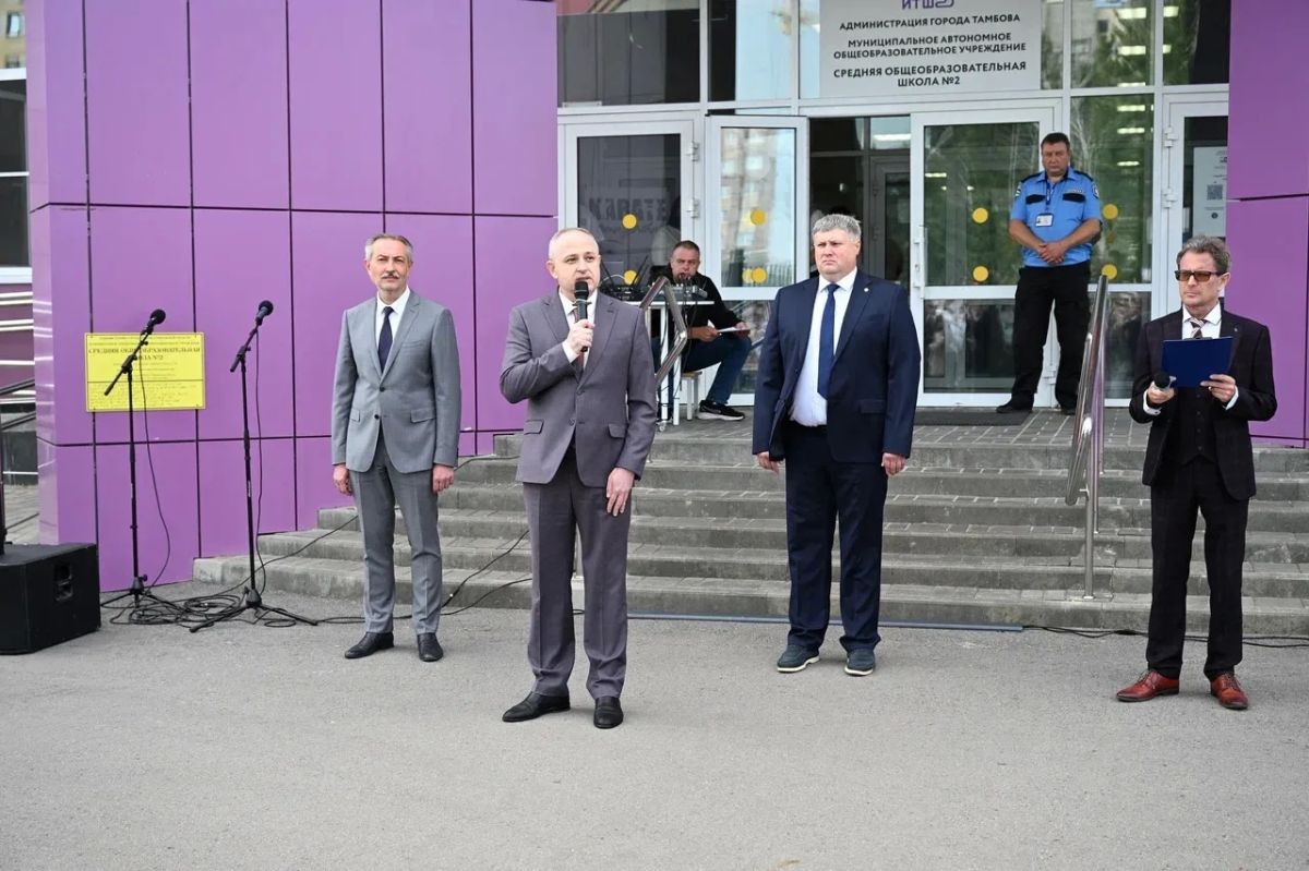 Максим Косенков: Во всех школах города сегодня было многолюдно Максим Косенков: Во всех школах города сегодня было многолюдно