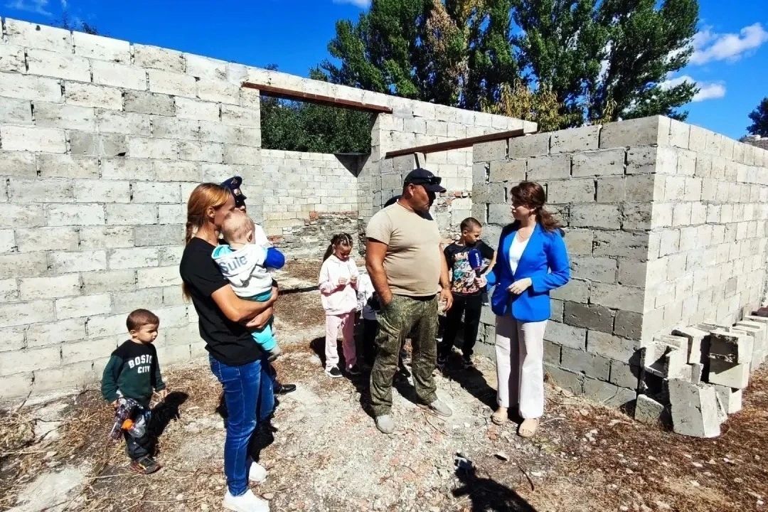 Соцконтракт помогает многодетной семье из Ржаксинского округа растить сад Соцконтракт помогает многодетной семье из Ржаксинского округа растить сад