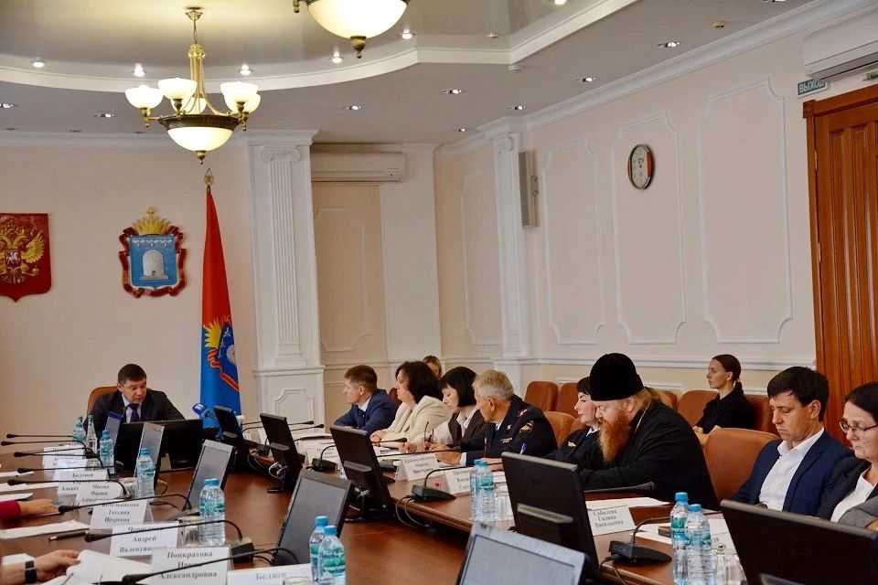 В Правительстве Тамбовской области обсудили итоги антинаркотической работы за три квартала 2026 года В Правительстве Тамбовской области обсудили итоги антинаркотической работы за три квартала 2026 года