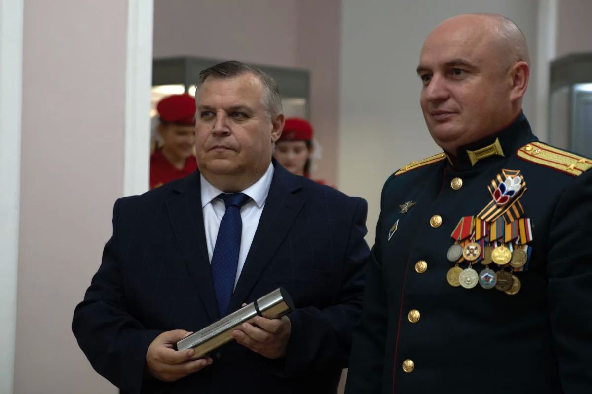 Капсула времени с посланием ветеранов передана в музей Тамбова Капсула времени с посланием ветеранов передана в музей Тамбова
