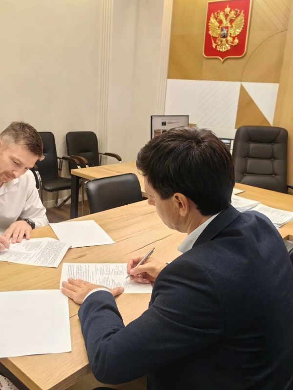 В министерстве спорта региона подписали четвертое в этом году соглашение с участником программы «Земский тренер» В министерстве спорта региона подписали четвертое в этом году соглашение с участником программы «Земский тренер»