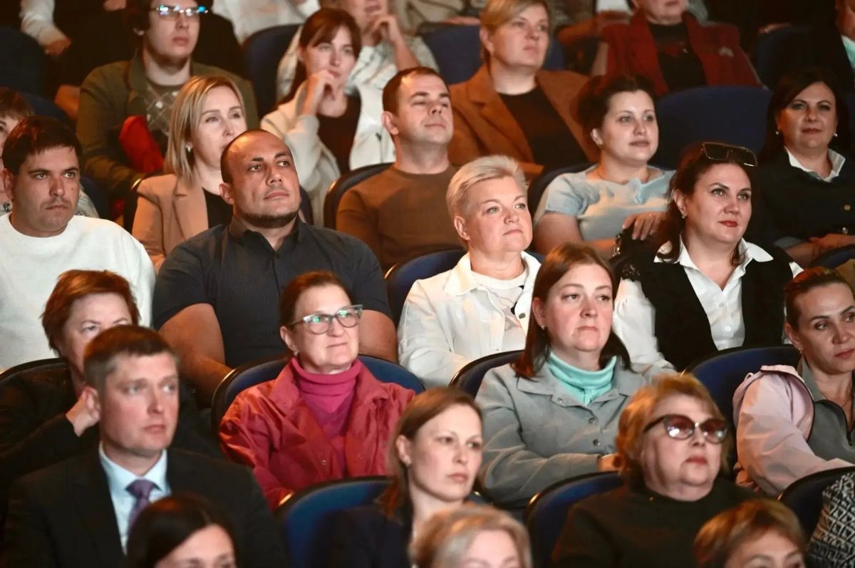 Глава Тамбовской области Евгений Первышов и депутат Государственной Думы Тамара Фролова приняли участие в торжественной церемонии награждения победителей регионального конкурса «Лучший наставник – 2026» среди специалистов с... Глава Тамбовской области Евгений Первышов и депутат Государственной Думы Тамара Фролова приняли участие в торжественной церемонии награждения победителей регионального конкурса «Лучший наставник – 2026» среди специалистов с...