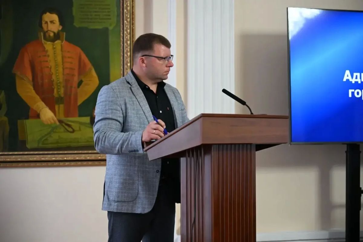 Максим Косенков: Вчера провел еженедельную городскую планерку Максим Косенков: Вчера провел еженедельную городскую планерку