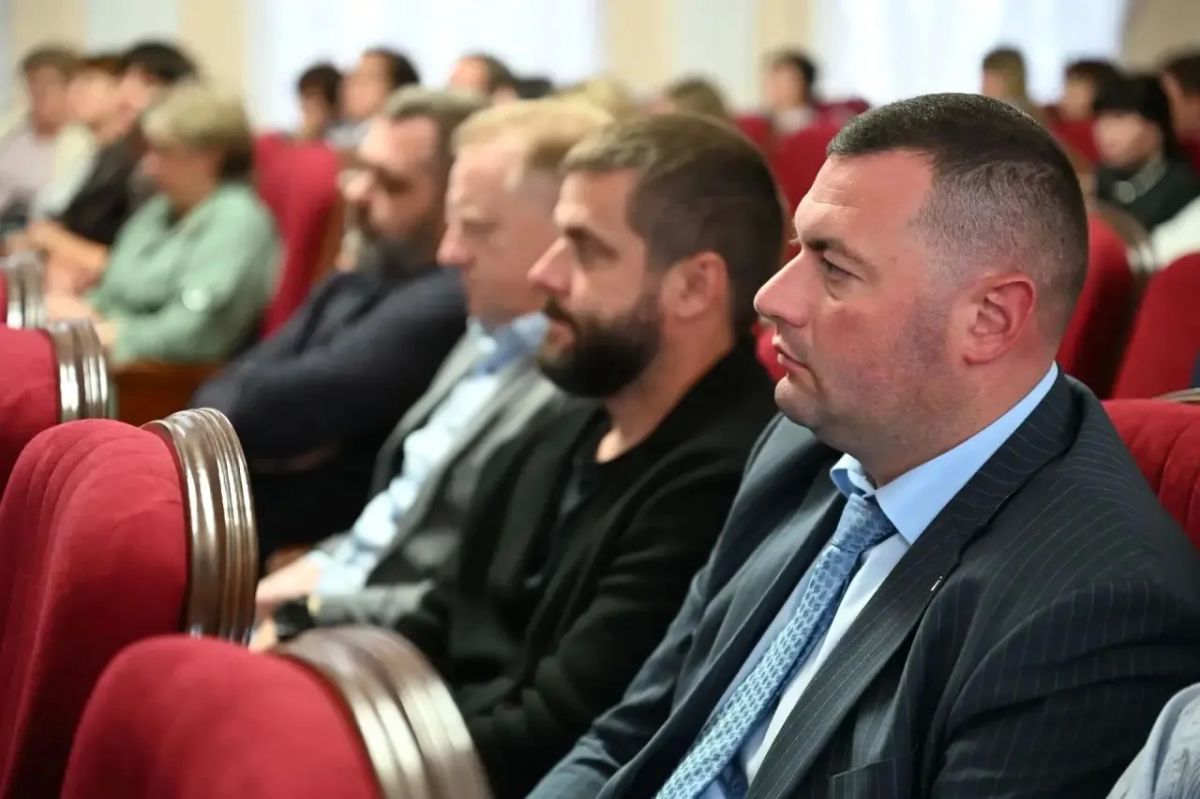 Максим Косенков: Вчера провел еженедельную городскую планерку Максим Косенков: Вчера провел еженедельную городскую планерку