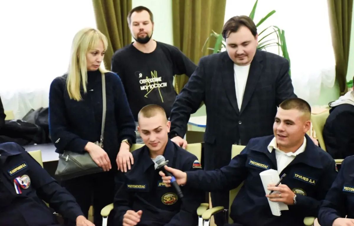 Андрей Офицеров выступил на Форуме впервые голосующей молодежи Тамбова Андрей Офицеров выступил на Форуме впервые голосующей молодежи Тамбова