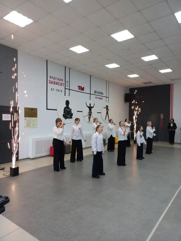 В Центре культуры и досуга «Молодёжный» открылся новый детский культурно-просветительский центр «Росток» В Центре культуры и досуга «Молодёжный» открылся новый детский культурно-просветительский центр «Росток»