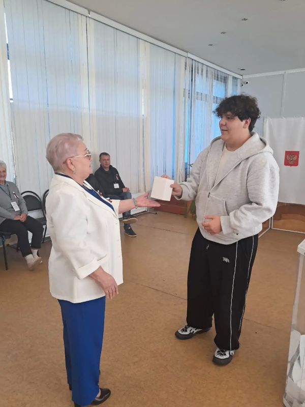 Для многих молодых избирателей эти выборы стали первыми в жизни Для многих молодых избирателей эти выборы стали первыми в жизни