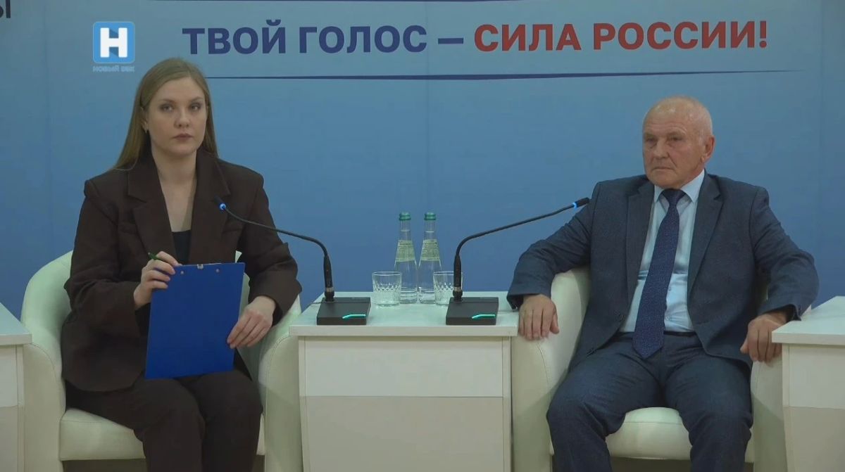 Наш специальный корреспондент Юлия Савушкина провела второе прямое включение из медиа-центра по выборам депутатов Государственной Думы и регионального парламента
