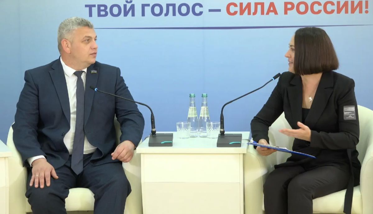 На брифинге в медиацентре выступил участник СВО, участник программы «Время героев», председатель Тамбовской городской Думы Константин Кутейников