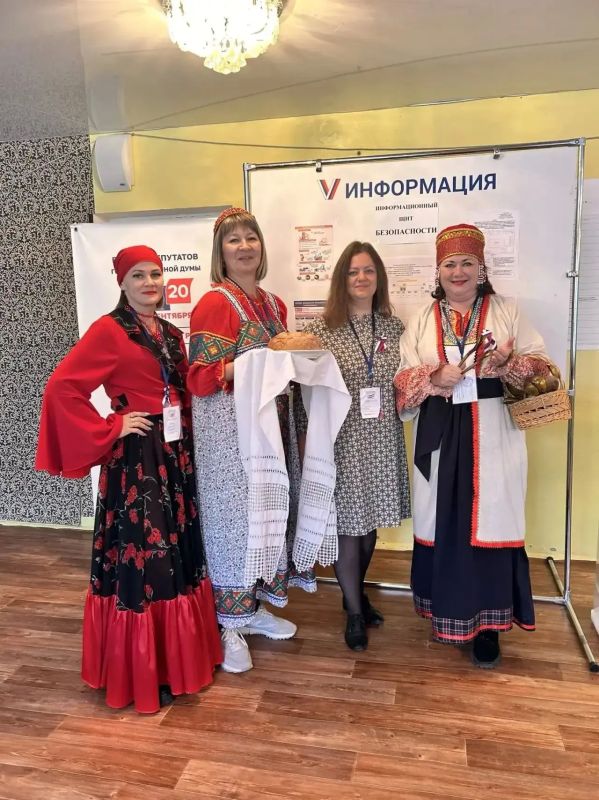 Участок №919 в Уваровском муниципальном округе встречает избирателей особым колоритом Участок №919 в Уваровском муниципальном округе встречает избирателей особым колоритом