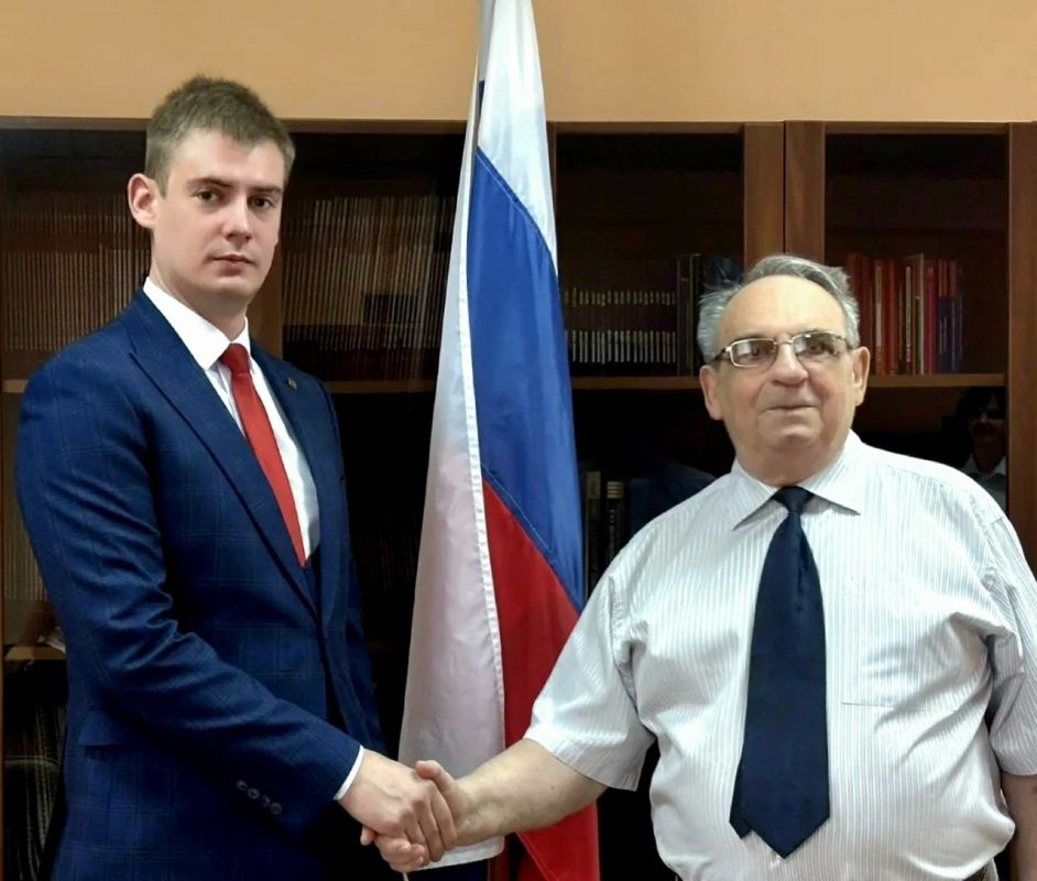 Председатель региональной общественной организации «Союз ветеранов следствия» Тамбовской области Виктор Владимирович Сажнев принял участие в заседании аттестационной комиссии при региональном следственном управлении Председатель региональной общественной организации «Союз ветеранов следствия» Тамбовской области Виктор Владимирович Сажнев принял участие в заседании аттестационной комиссии при региональном следственном управлении