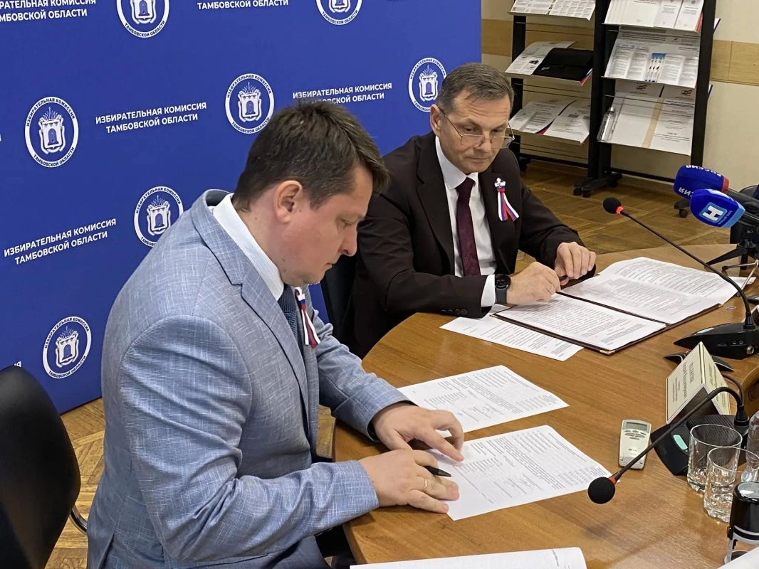 Андрей Офицеров объявил результаты выборов депутатов Государственной Думы Федерального Собрания Российской Федерации девятого созыва и депутатов Тамбовской областной Думы восьмого созыва по единому избирательному округу Андрей Офицеров объявил результаты выборов депутатов Государственной Думы Федерального Собрания Российской Федерации девятого созыва и депутатов Тамбовской областной Думы восьмого созыва по единому избирательному округу