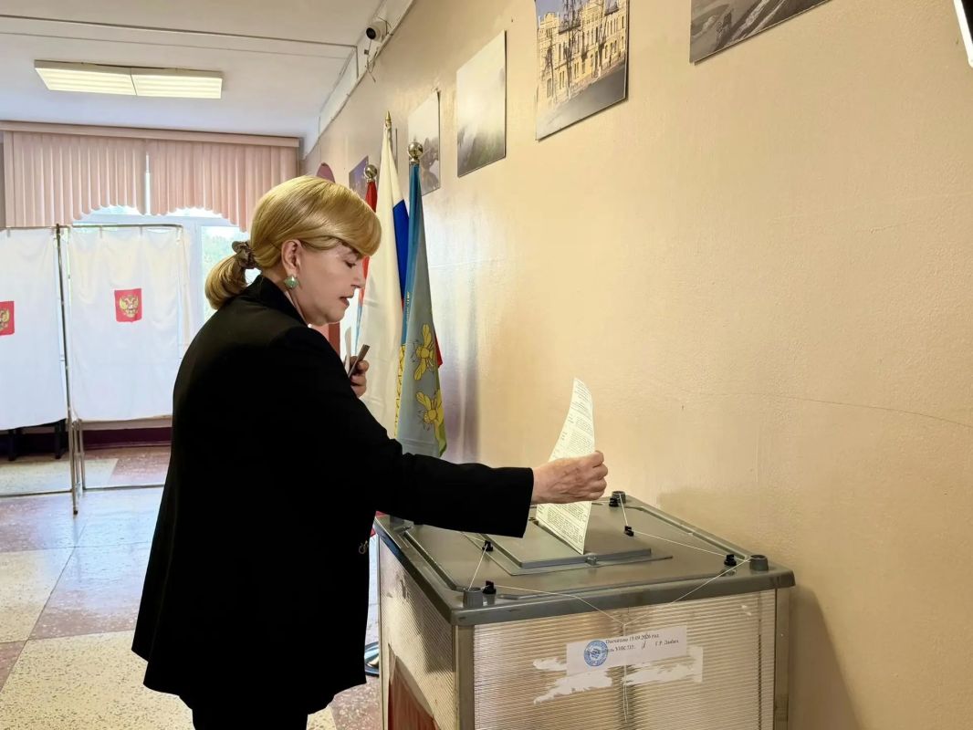 «Дорогие земляки! В первую очередь мне хотелось бы искренне поблагодарить жителей Тамбовщины, которые пришли на избирательные участки
