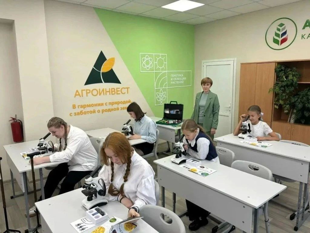 В Моршанском муниципальном округе аграрии приобретают современную технику, применяют передовые методы выращивания сельхозкультур, улучшают условия хранения урожая В Моршанском муниципальном округе аграрии приобретают современную технику, применяют передовые методы выращивания сельхозкультур, улучшают условия хранения урожая