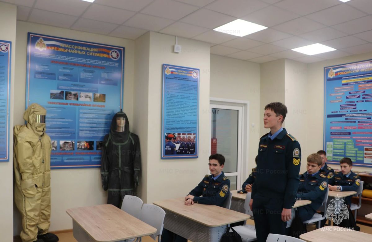 Профильный класс МЧС России в Тамбовском кадетском корпусе обновил материально-техническую базу Профильный класс МЧС России в Тамбовском кадетском корпусе обновил материально-техническую базу
