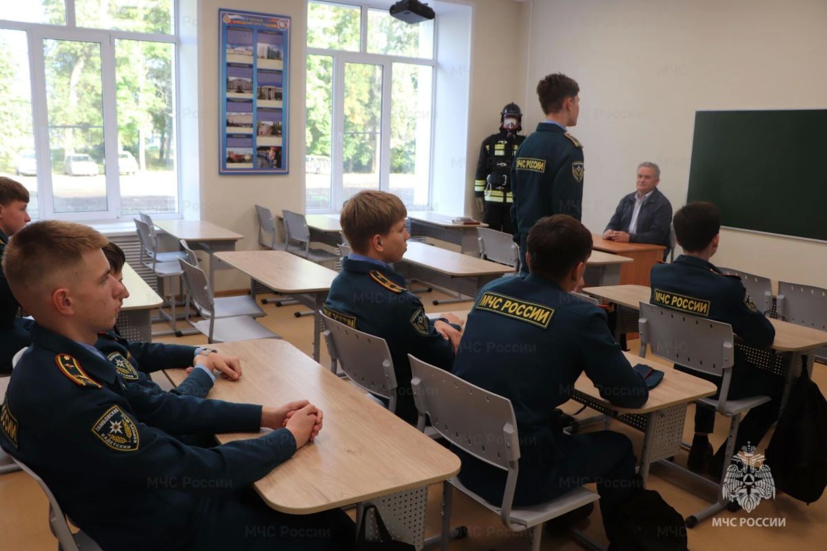 Профильный класс МЧС России в Тамбовском кадетском корпусе обновил материально-техническую базу Профильный класс МЧС России в Тамбовском кадетском корпусе обновил материально-техническую базу
