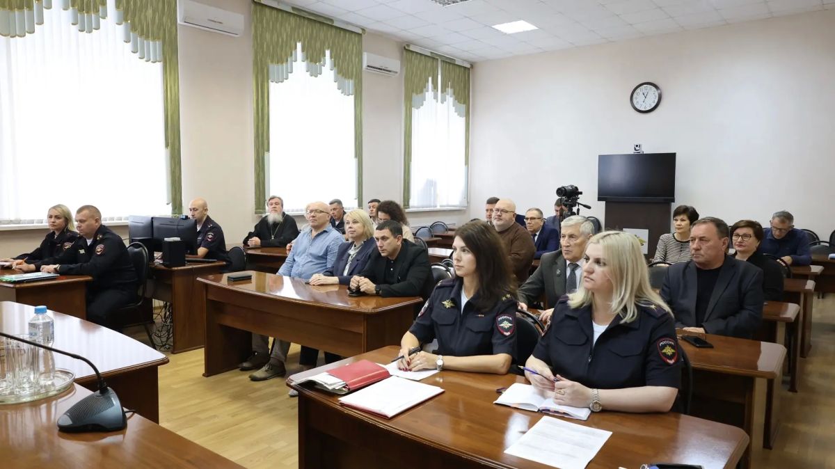 В УМВД России по Тамбовской области состоялось заседание Общественного совета В УМВД России по Тамбовской области состоялось заседание Общественного совета