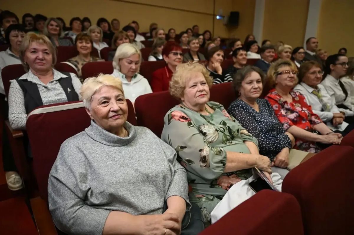 Максим Косенков: Школа №36 Тамбова отметила своё 35-летие Максим Косенков: Школа №36 Тамбова отметила своё 35-летие