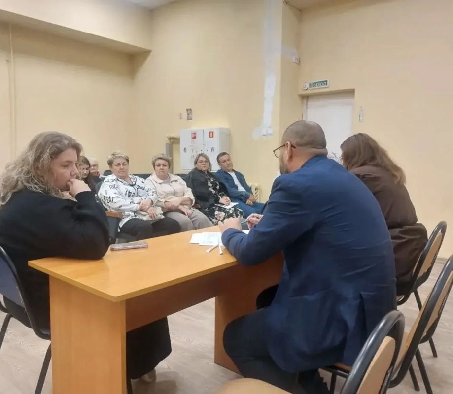 В Тамбове состоялось заседание совета микрорайона «Киквидзе» В Тамбове состоялось заседание совета микрорайона «Киквидзе»