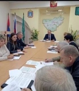 Начальник МОМВД России «Знаменский» принял участие в заседании межведомственной комиссии по увековечиванию памяти защитников Отечества