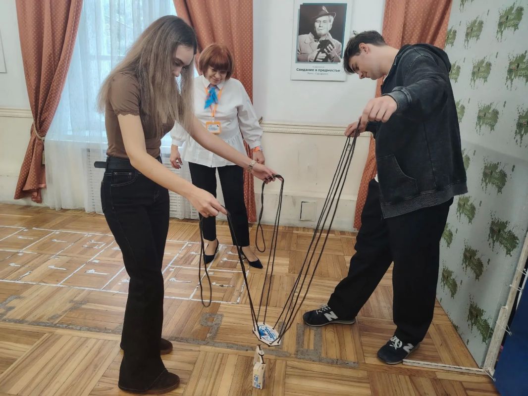 В День торжественного открытия конкурса «Лучший механизатор» для участников и гостей мероприятия была организована насыщенная праздничная программа В День торжественного открытия конкурса «Лучший механизатор» для участников и гостей мероприятия была организована насыщенная праздничная программа
