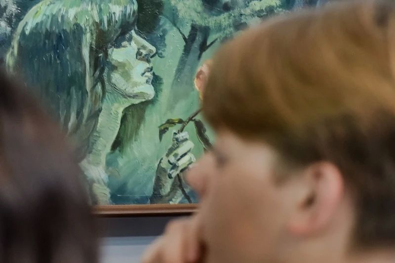 В Молодежном театре открылась выставка художника, рисующего комиксы В Молодежном театре открылась выставка художника, рисующего комиксы