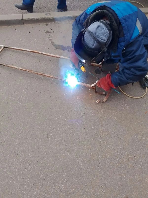 В Тамбове на постоянной основе проводится работа по поддержанию дорожных знаков в надлежащем состоянии В Тамбове на постоянной основе проводится работа по поддержанию дорожных знаков в надлежащем состоянии