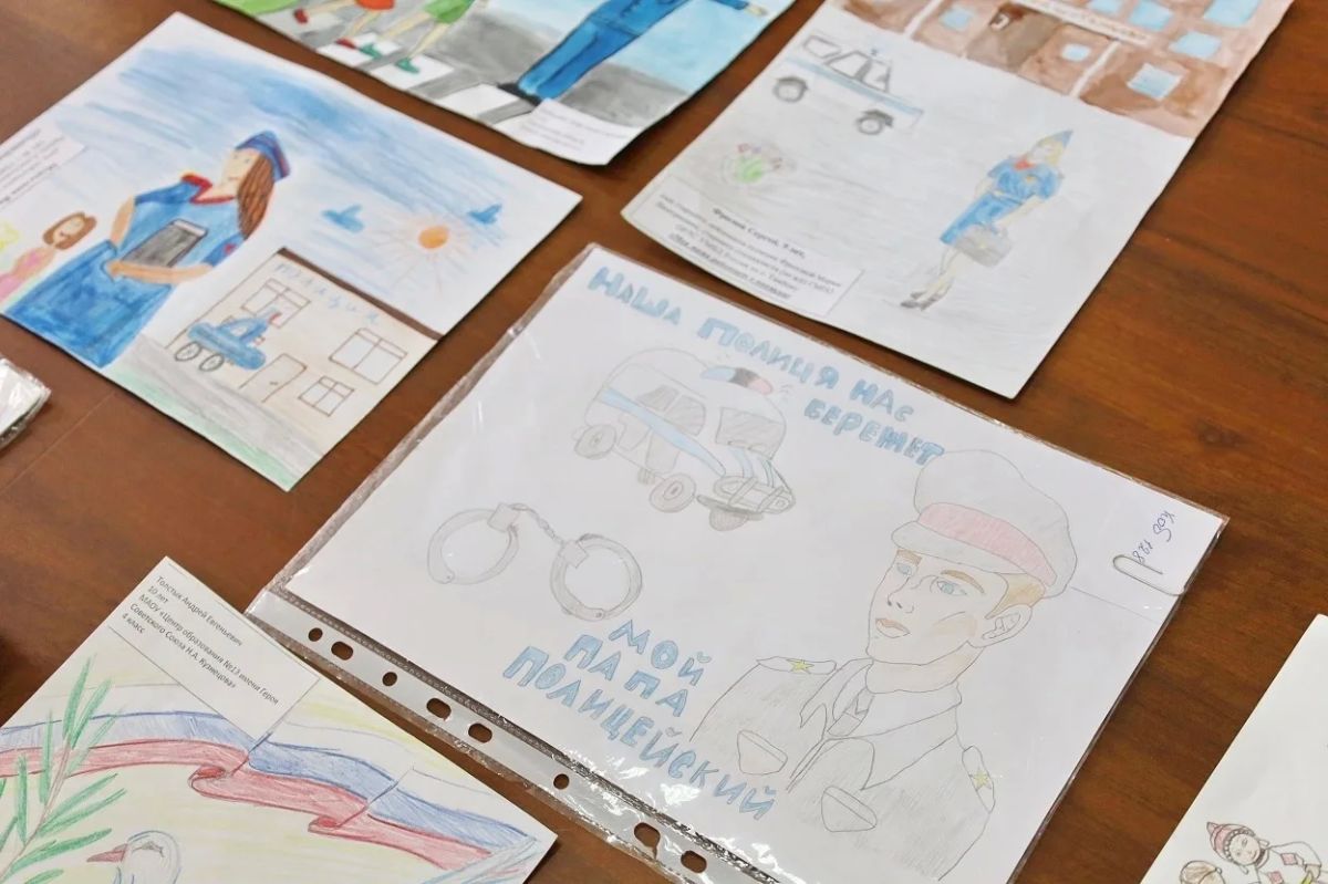 Подведены итоги отборочного этапа конкурса «Мои родители работают в полиции» в Тамбовской области Подведены итоги отборочного этапа конкурса «Мои родители работают в полиции» в Тамбовской области