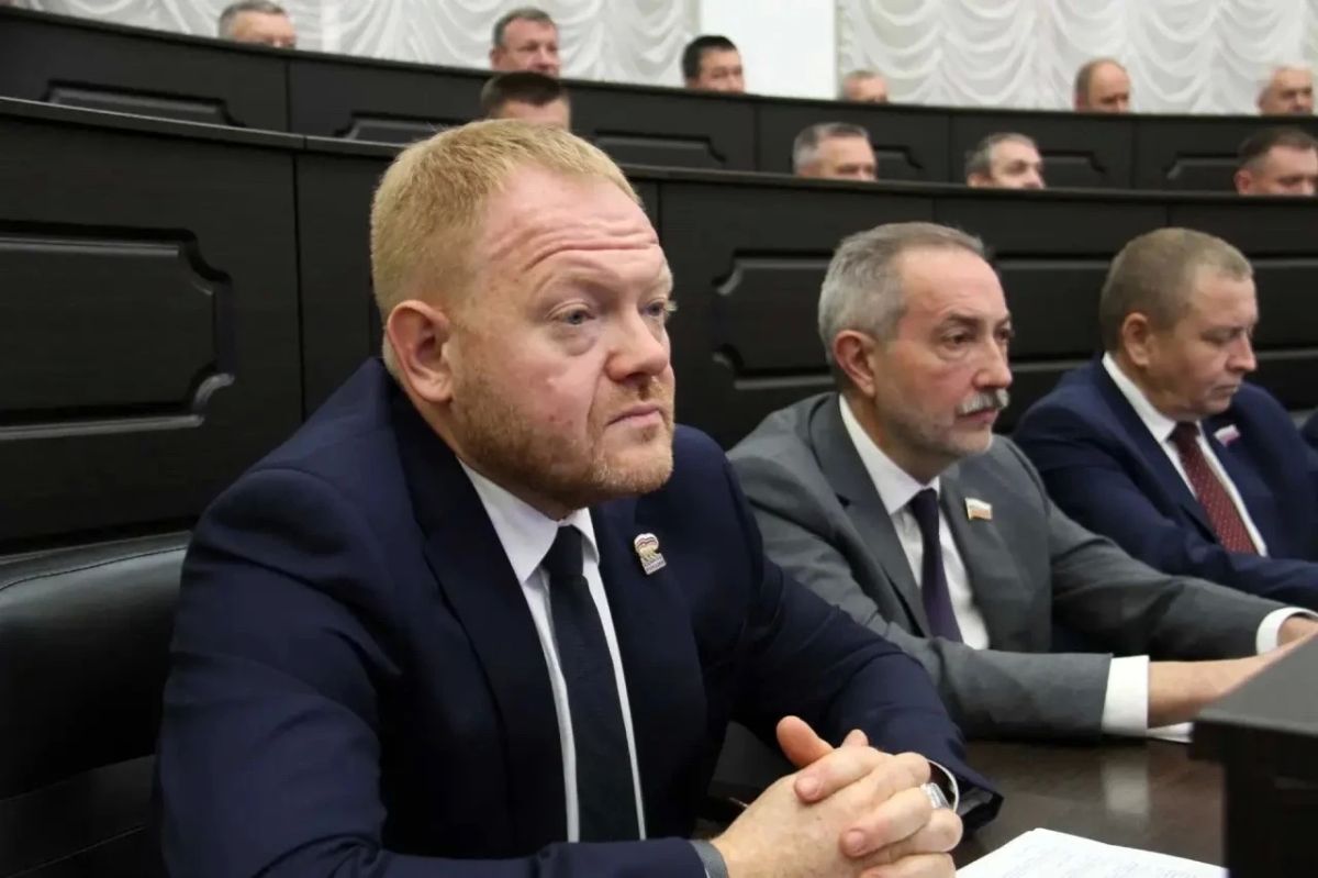 Депутат Тамбовской областной Думы, председатель комитета по промышленности, строительству, транспорту, связи и развитию предпринимательства Константин Черкасов подержал инициативу губернатора Евгения Первышова о введении...