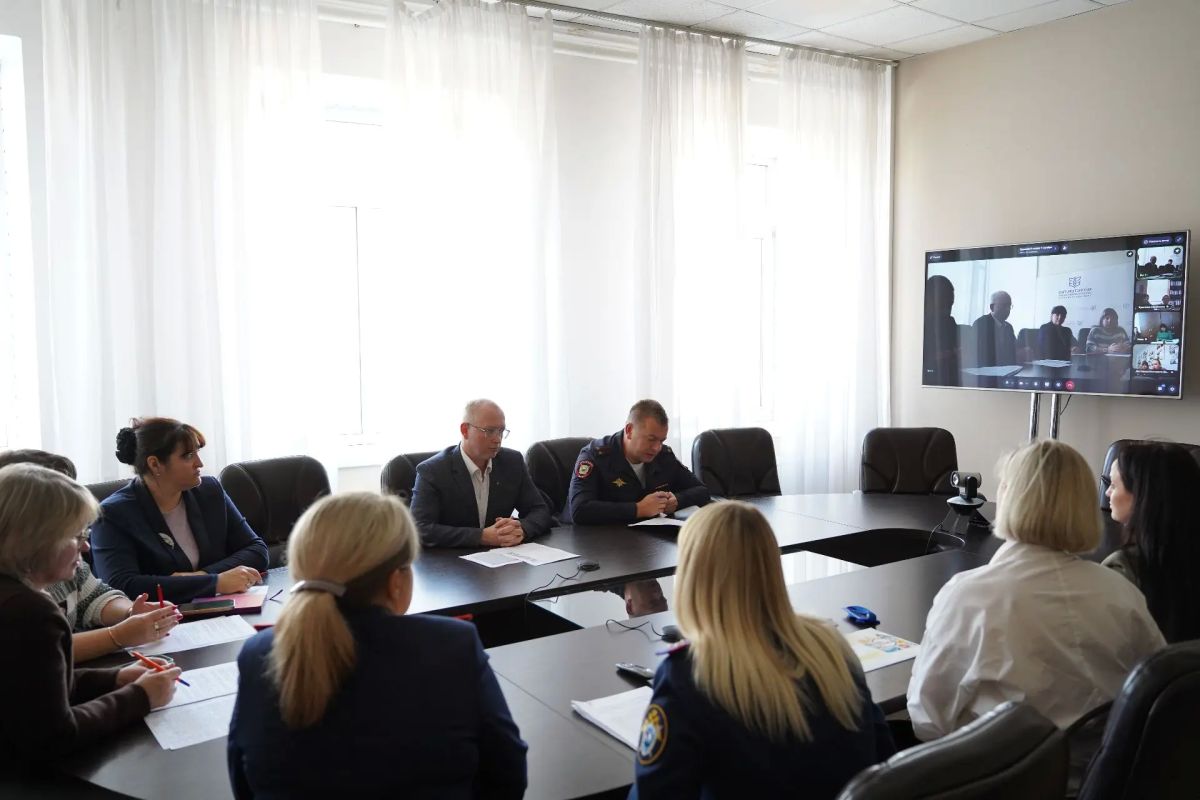 В министерстве образования и науки региона дали старт новому сезону проекта «Профилактическая среда»