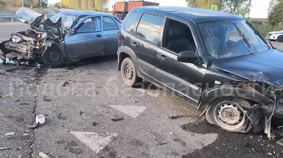 И опять перекрестки… . 7 октября в 13:55 на 26-м километре автодороги «Моршанск – Пичаево» произошло серьезное ДТП