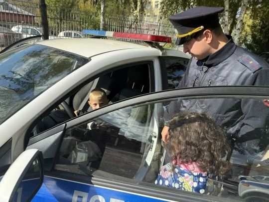 Сотрудники ОМВД России по г. Котовску провели профориентационное мероприятие для школьников