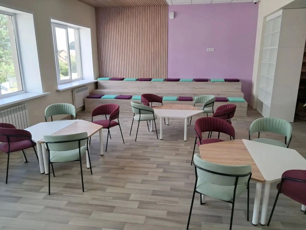 В Ржаксинской библиотеке завершились ремонтные работы в рамках федерального проекта «Семейные ценности и инфраструктура культуры», входящего в национальный проект «Семья» В Ржаксинской библиотеке завершились ремонтные работы в рамках федерального проекта «Семейные ценности и инфраструктура культуры», входящего в национальный проект «Семья»