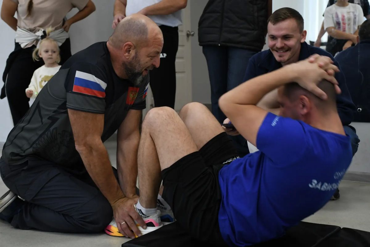 В областном Доме молодёжи прошёл второй этап конкурса «Папа Батл» В областном Доме молодёжи прошёл второй этап конкурса «Папа Батл»