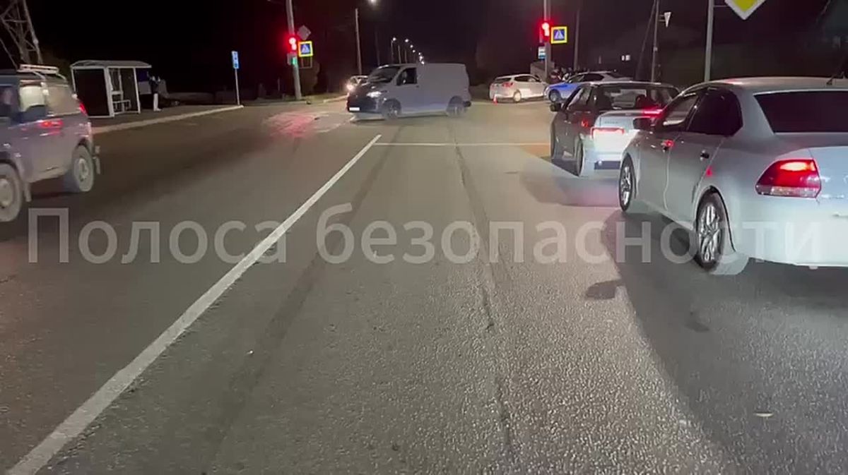 Девушка с пятидневным стажем вождения на иномарке не пропустила «девятку» на перекрёстке