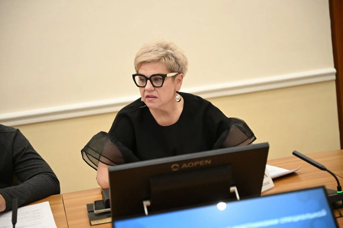Под председательством заместителя главы администрации города Елены Малышкиной прошло заседание межведомственной комиссии по поддержке участников специальной военной операции и членов их семей Под председательством заместителя главы администрации города Елены Малышкиной прошло заседание межведомственной комиссии по поддержке участников специальной военной операции и членов их семей