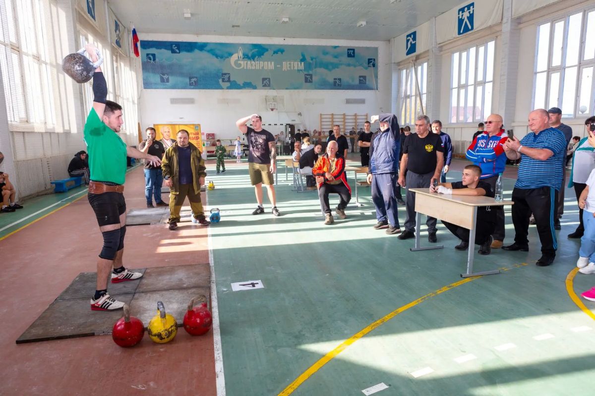 Когда спорт – вся жизнь!. В Токаревском округе провели турнир имени мастера спорта РСФСР по гиревому спорту Вячеслава Пашкова