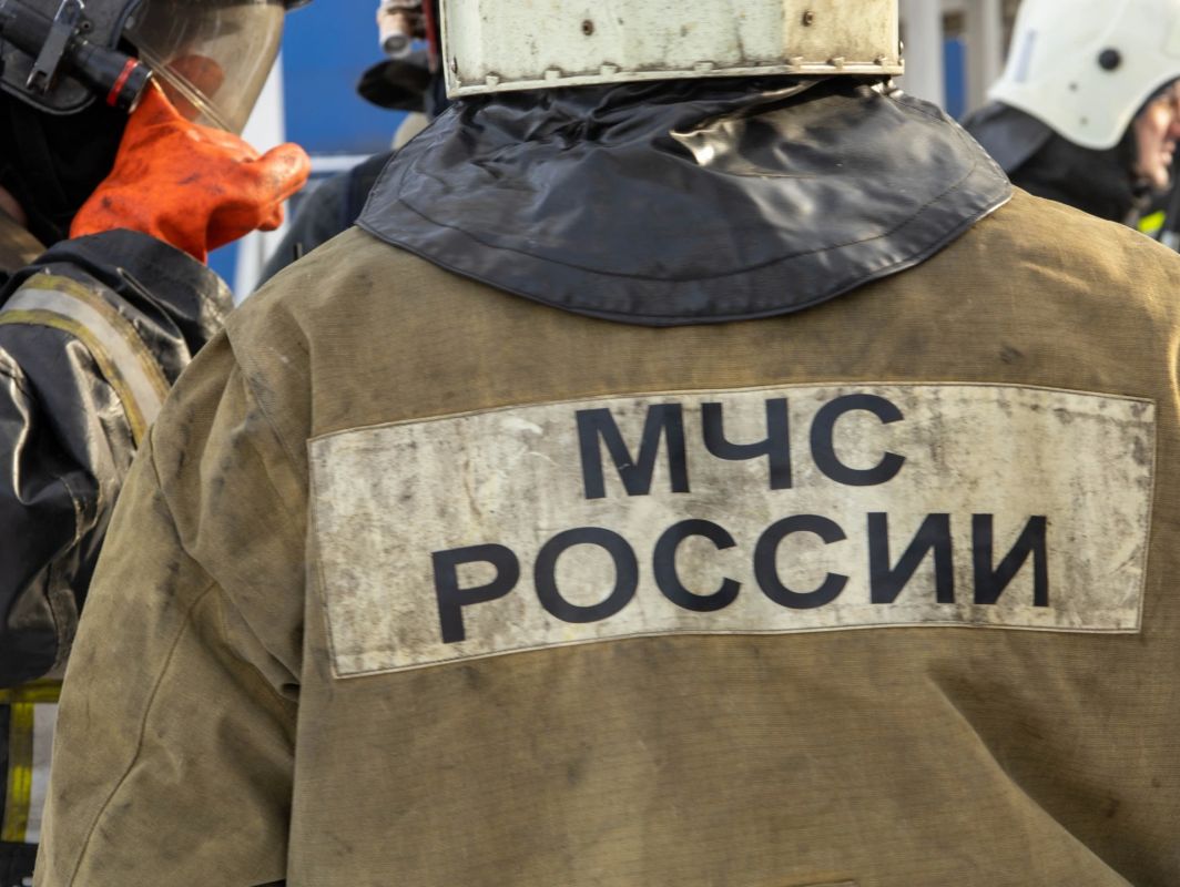 Пожарные ликвидировали возгорание на предприятии в Мичуринском округе Тамбовской области, возникшее минувшей ночью в результате атаки украинских беспилотников