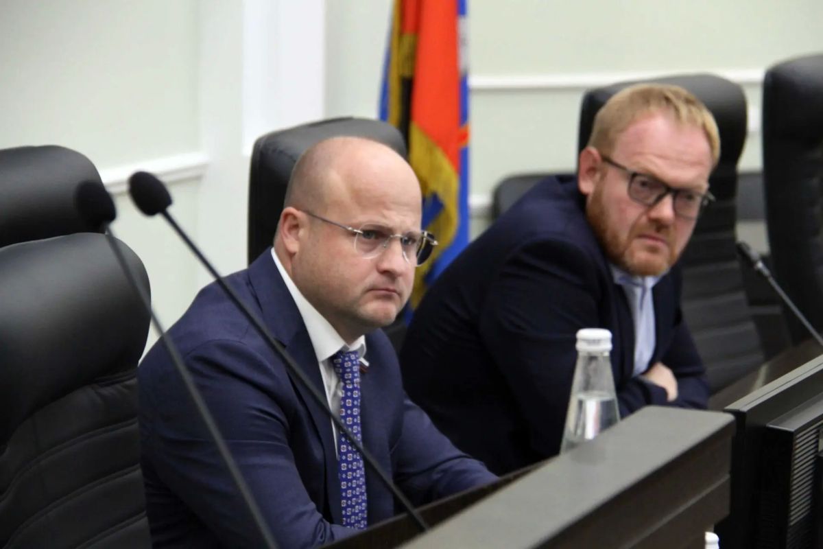 Под председательством Константина Черкасова прошло заседание комитета по промышленности, строительству, транспорту, связи и развитию предпринимательства Под председательством Константина Черкасова прошло заседание комитета по промышленности, строительству, транспорту, связи и развитию предпринимательства