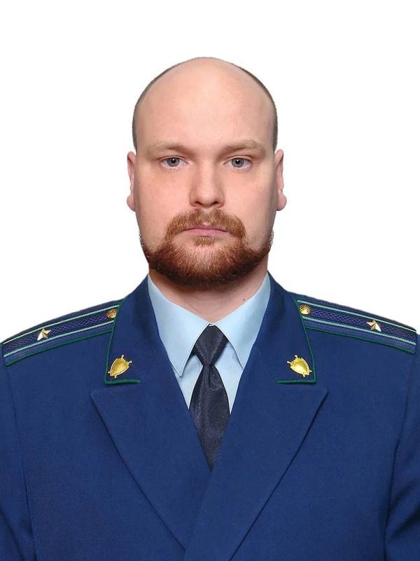 В соответствии с приказом генпрокурора РФ младший советник юстиции Илья Гриднев назначен прокурором Бондарского района Тамбовской области сроком на пять лет
