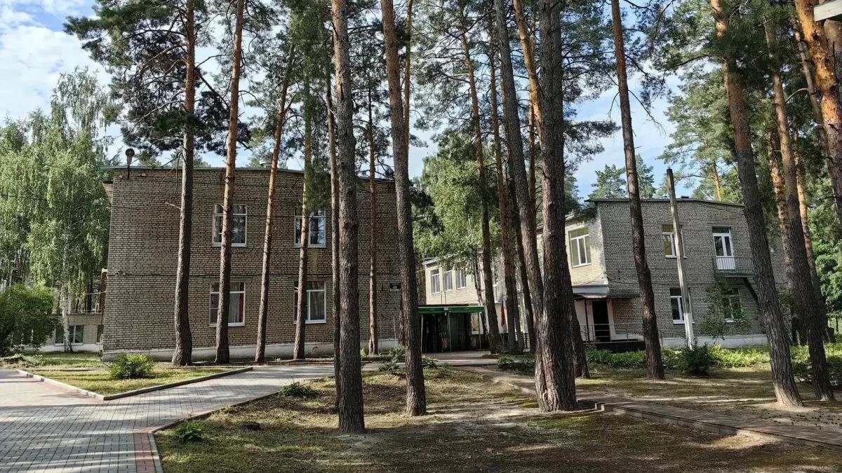 Здание и земельный участок бывшего детского сада «Белочка», расположенные в Пригородном лесу Тамбова, перейдут в собственность области