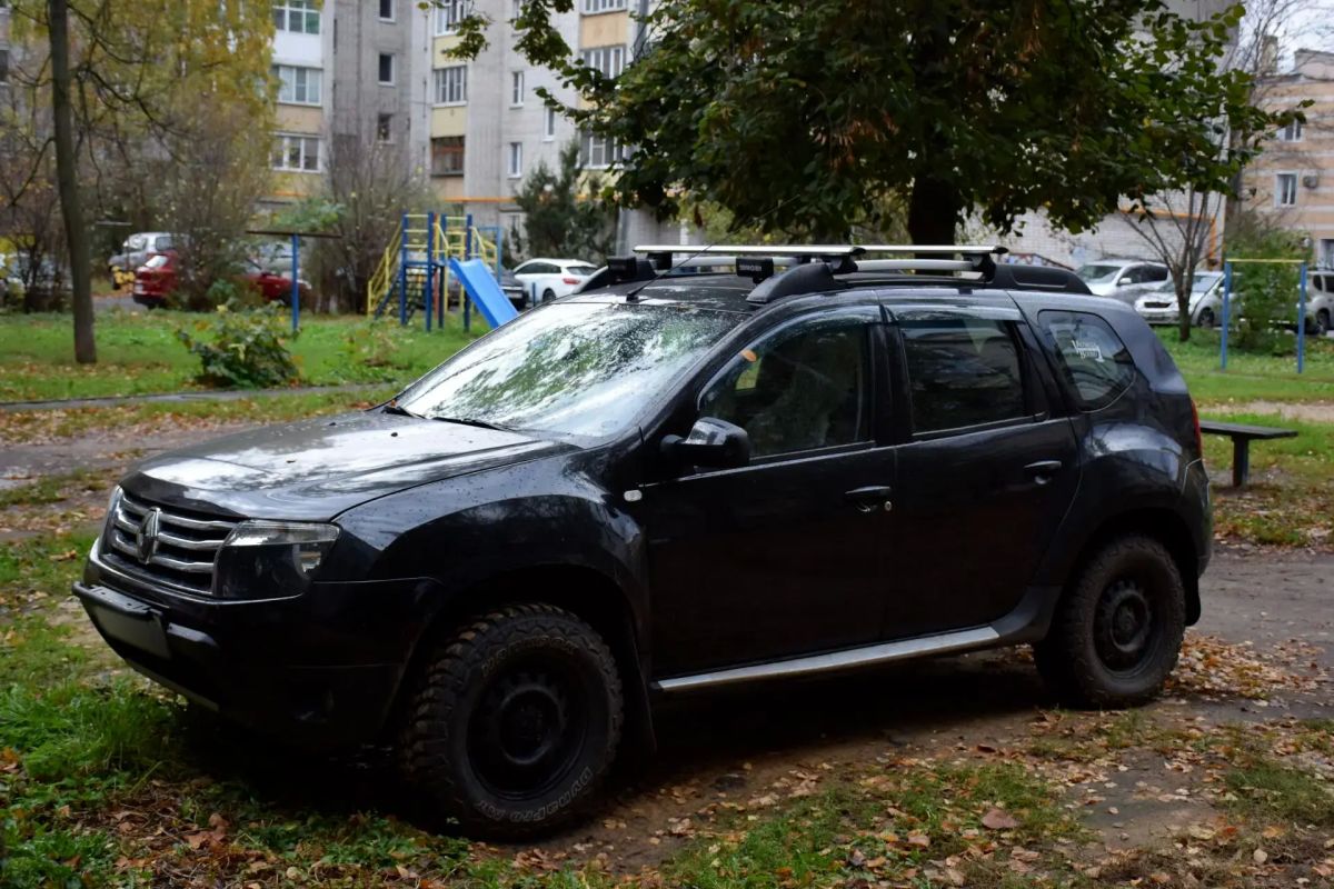 В Тамбове борются с нарушителями правил парковки В Тамбове борются с нарушителями правил парковки