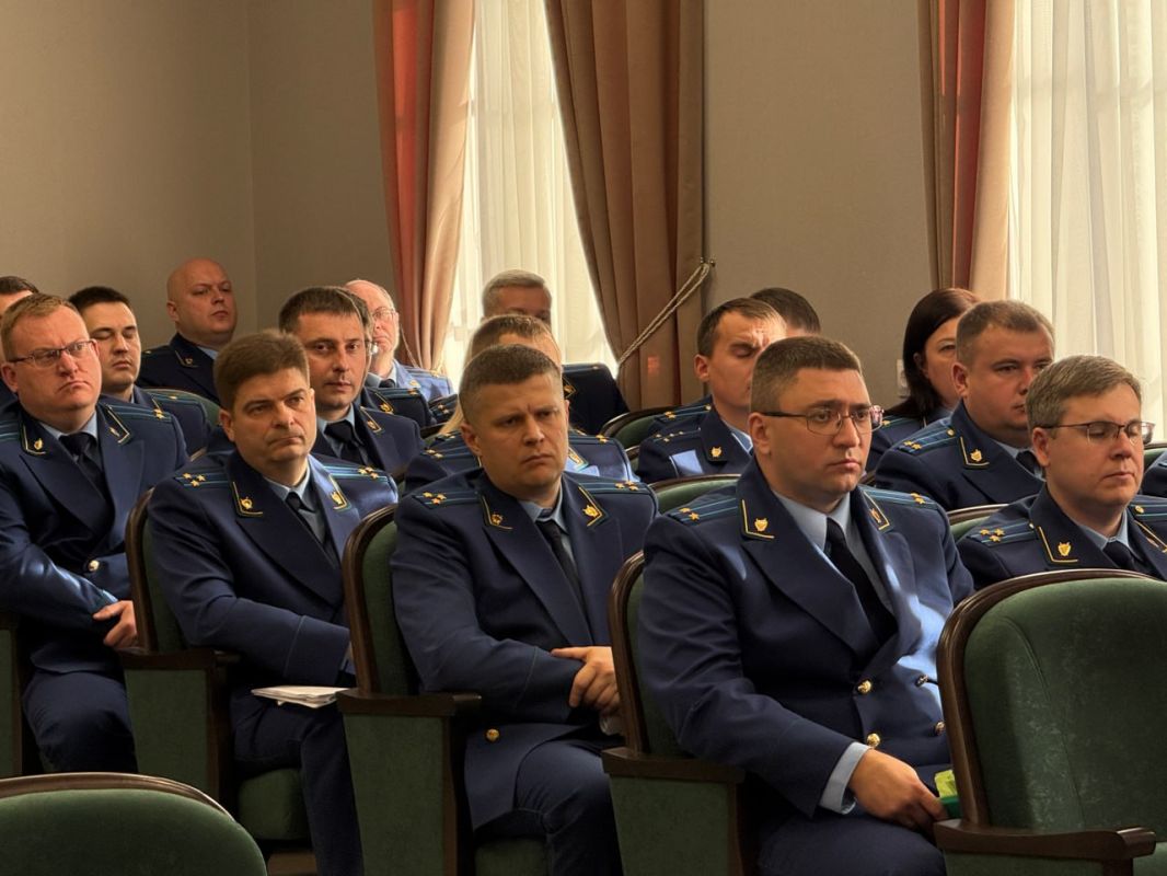 В прокуратуре Тамбовской области под председательством Андрея Кулагина состоялось заседание коллегии по вопросам состояния законности и практики осуществления прокурорского надзора за исполнением законодательства в сфере... В прокуратуре Тамбовской области под председательством Андрея Кулагина состоялось заседание коллегии по вопросам состояния законности и практики осуществления прокурорского надзора за исполнением законодательства в сфере...