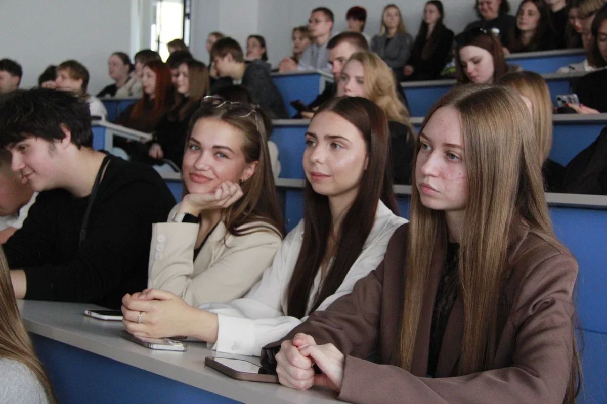 В Державинском университете проходит форум медиаволонтеров «Живи со смыслом В Державинском университете проходит форум медиаволонтеров «Живи со смыслом