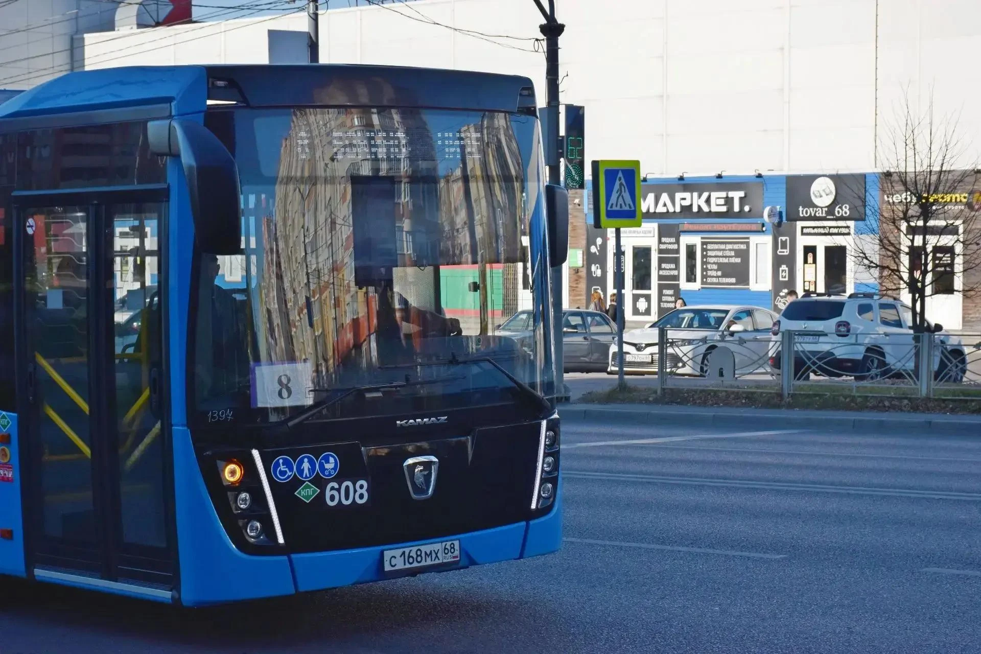 В Тамбове на маршруте №8 сократят интервал ожидания автобусов: время ожидания уменьшится с 25–30 до 12 минут — количество машин на линии увеличено